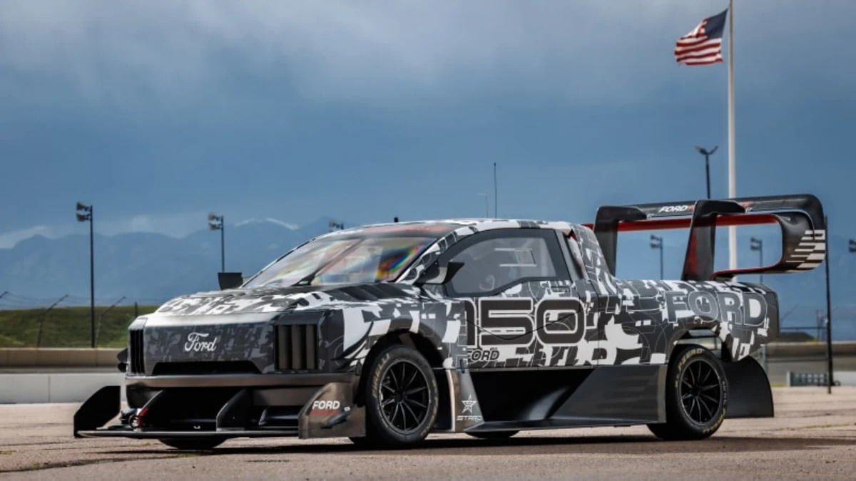 Ford's F-150 Lightning SuperTruck for Pikes Peak is 86% widebody and wing